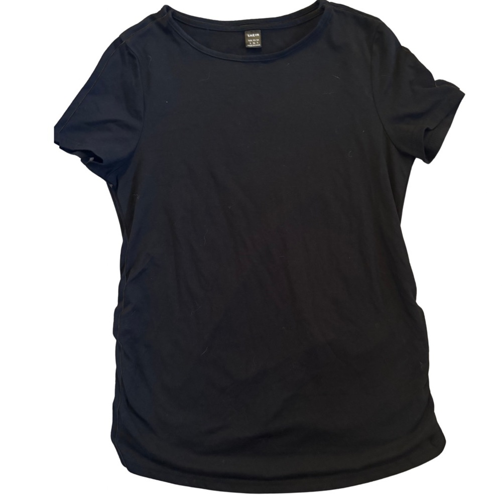 NWOT MATERNITY TOP BLACK SMALL